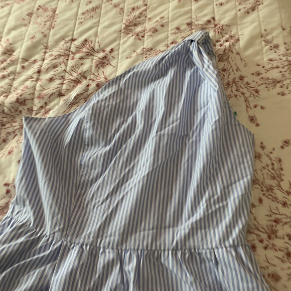 One shoulder midi dress - Picture 2 of 4